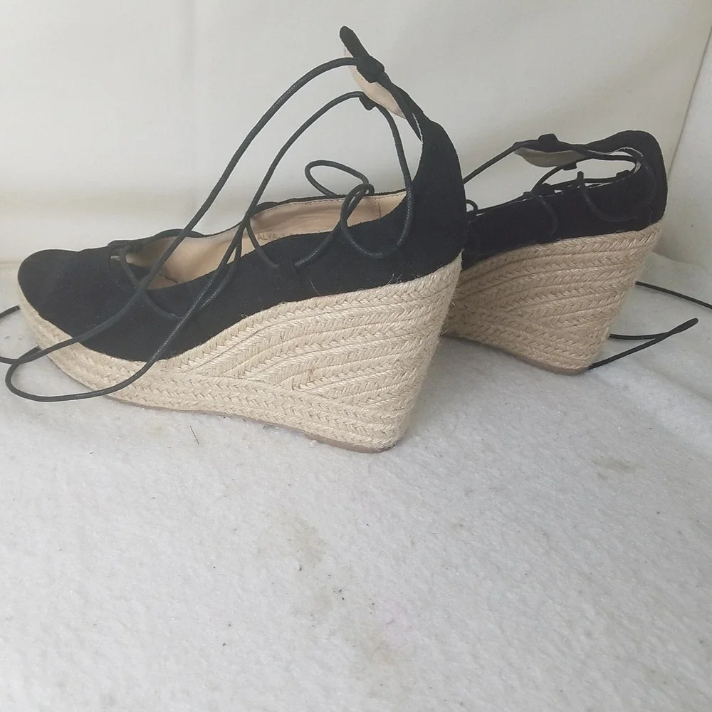 Raid black suede
